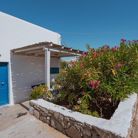 Gryparis' Club Apartments Mykonos Town Eksteriør billede