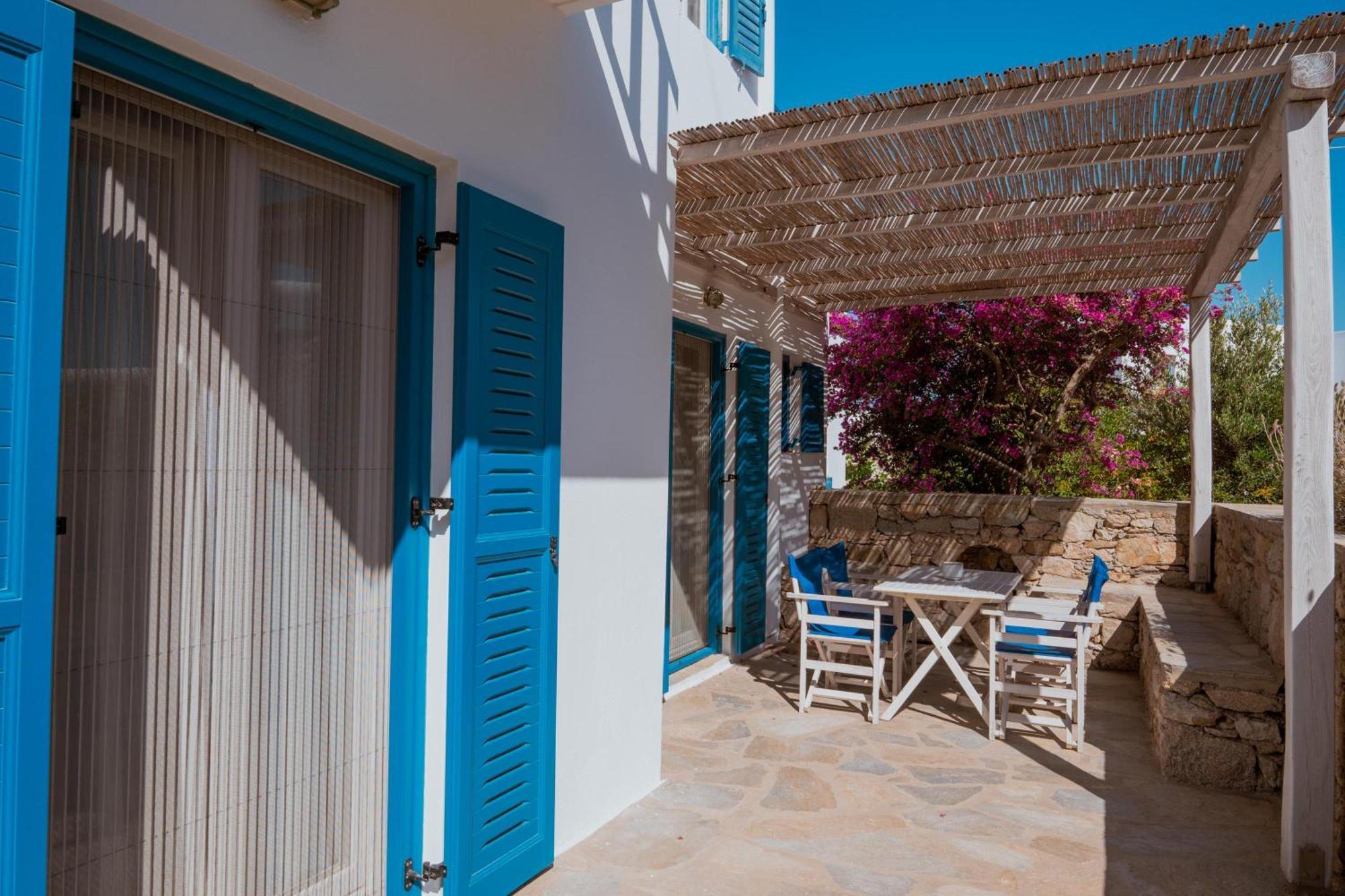 Gryparis' Club Apartments Mykonos Town Eksteriør billede