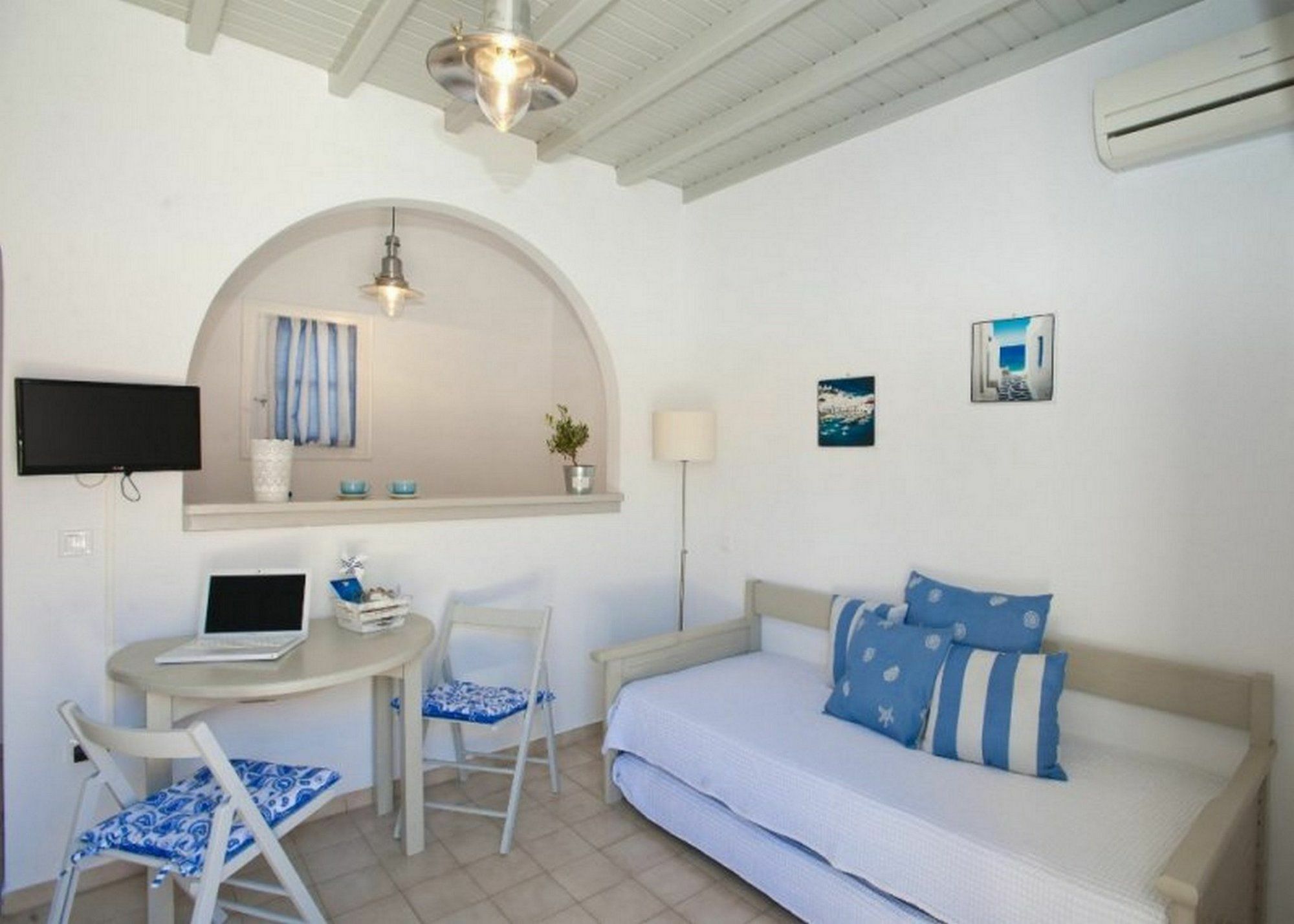 Gryparis' Club Apartments Mykonos Town Eksteriør billede